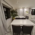 Lejlighed Airport Private Apartment, Advance Registration, No Reception, Self Check-in, Calm Environment, Non-smoking Guests *