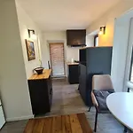 Airport Private Apartment, Advance Registration, No Reception, Self Check-in, Calm Environment, Non-smoking Guests *