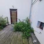 Lejlighed Airport Private Apartment, Advance Registration, No Reception, Self Check-in, Calm Environment, Non-smoking Guests Tuchomerice