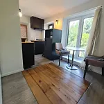 Airport Private Apartment, Advance Registration, No Reception, Self Check-in, Calm Environment, Non-smoking Guests Lejlighed