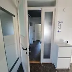 Lejlighed Airport Private Apartment, Advance Registration, No Reception, Self Check-in, Calm Environment, Non-smoking Guests *