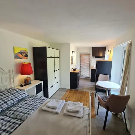 Airport Private Apartment, Advance Registration, No Reception, Self Check-in, Calm Environment, Non-smoking Guests