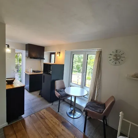 Airport Private Apartment, Advance Registration, No Reception, Self Check-in, Calm Environment, Non-smoking Guests
