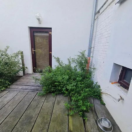 Apartment Airport Private Apartment, Advance Registration, No Reception, Self Check-in, Calm Environment, Non-smoking Guests Tuchomerice