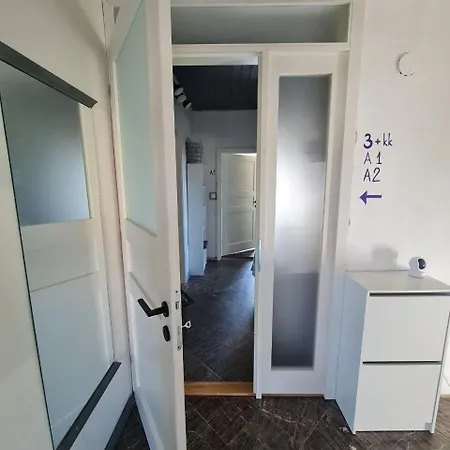 Appartamento Airport Private Apartment, Advance Registration, No Reception, Self Check-in, Calm Environment, Non-smoking Guests *