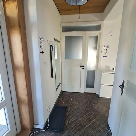 Airport Private Apartment, Advance Registration, No Reception, Self Check-in, Calm Environment, Non-smoking Guests Apartment