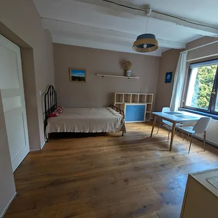 Airport Private Apartment, Advance Registration, No Reception, Self Check-in, Calm Environment, Non-smoking Guests *