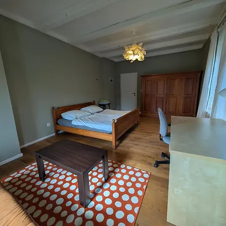 Airport Private Apartment, Advance Registration, No Reception, Self Check-in, Calm Environment, Non-smoking Guests Apartment *