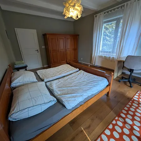 Apartment Airport Private Apartment, Advance Registration, No Reception, Self Check-in, Calm Environment, Non-smoking Guests Tuchomerice