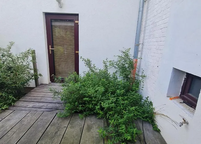 Apartmán Airport Private Apartment, Advance Registration, No Reception, Self Check-in, Calm Environment, Non-smoking Guests Tuchomerice