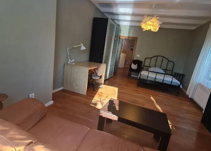 Airport Private Apartment, Advance Registration, No Reception, Self Check-in, Calm Environment, Non-smoking Guests Appartement