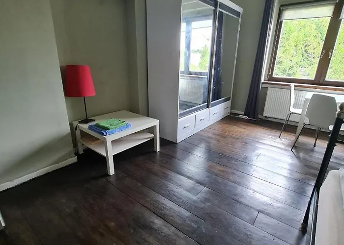 Airport Private Apartment, Advance Registration, No Reception, Self Check-in, Calm Environment, Non-smoking Guests Lägenhet *