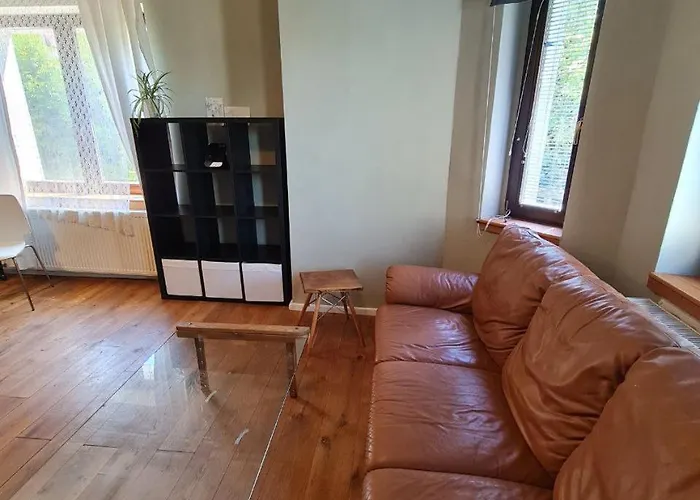 Airport Private Apartment, Advance Registration, No Reception, Self Check-in, Calm Environment, Non-smoking Guests Apartmán *