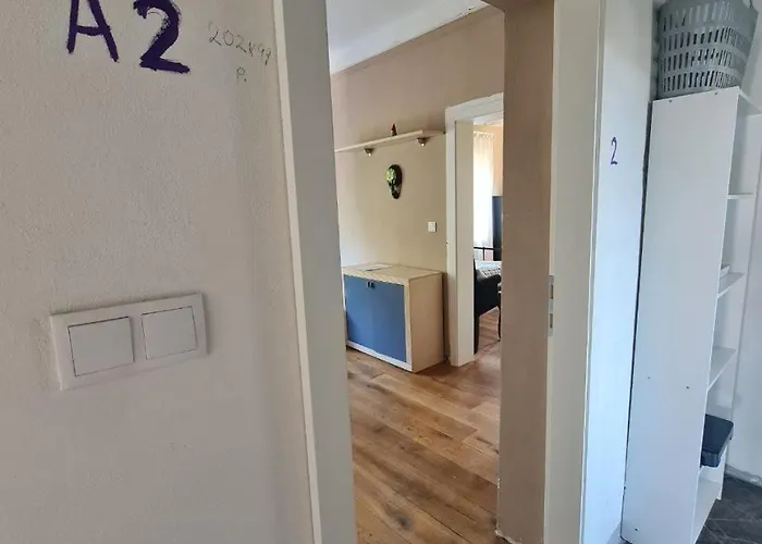 Airport Private Apartment, Advance Registration, No Reception, Self Check-in, Calm Environment, Non-smoking Guests *